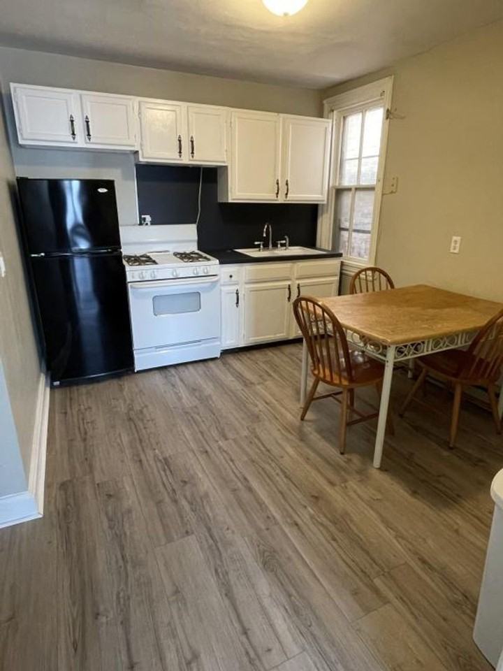 142 S Hanover St #2 - Photo 6 of 9