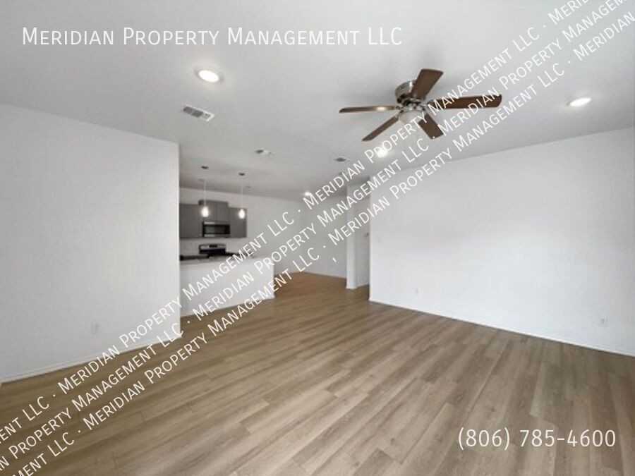 5502 Itasca St #A - Photo 5 of 31