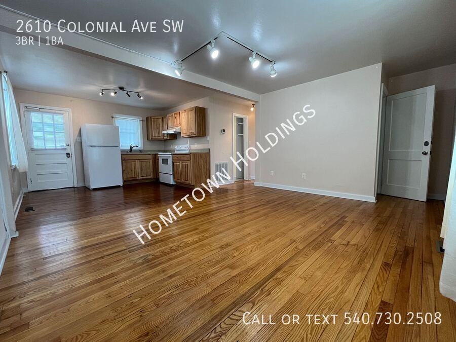 2610 Colonial Ave Sw - Photo 2 of 15
