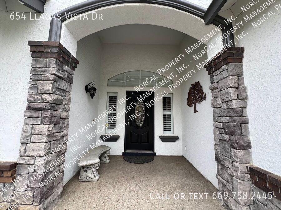654 Llagas Vista Dr - Photo 6 of 50