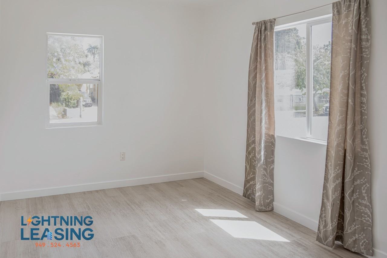 1673 1/2 West Blvd #1673 - Photo 6 of 14