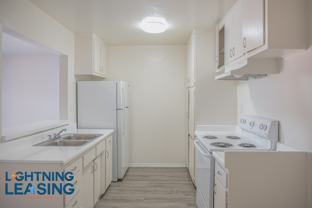 914 1/2 N Wilton Pl #304A - Photo 1 of 1