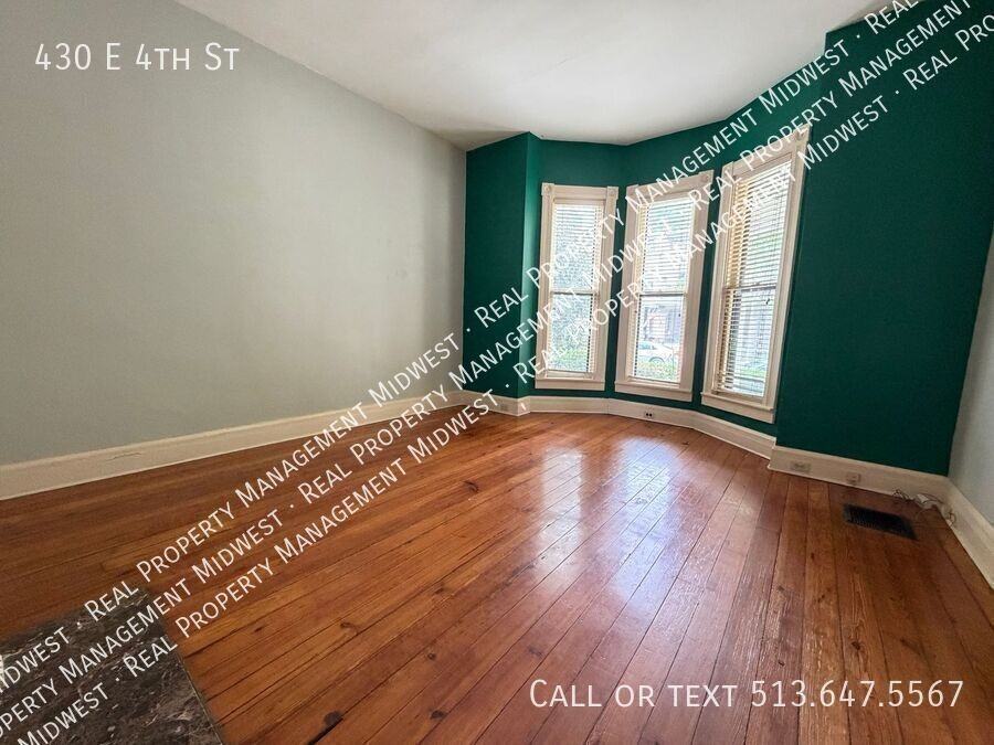 430 E 4th St - Photo 5 of 20