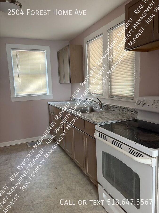 2504 Forest Home Ave - Photo 7 of 35