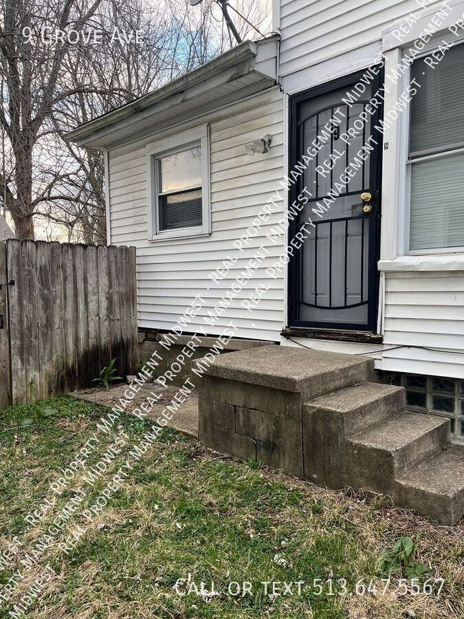 9 Grove Ave - Photo 2 of 14