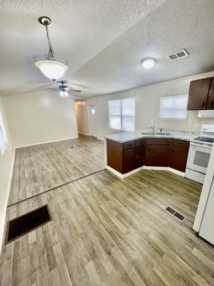 232 Stockton St #15-232 - Photo 4 of 41