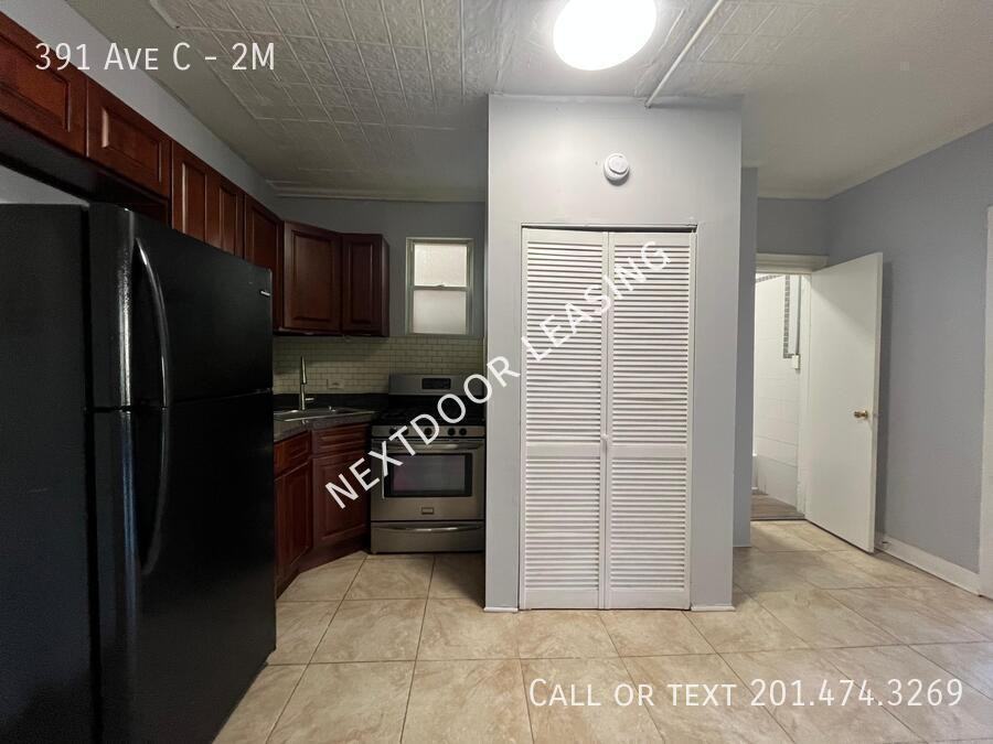 391 Avenue C #2M - Photo 2 of 8