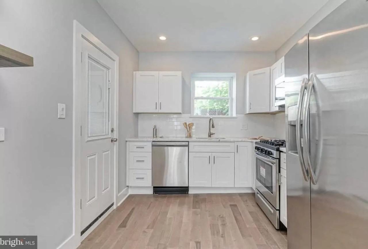 1917 Pierce St - Photo 6 of 25