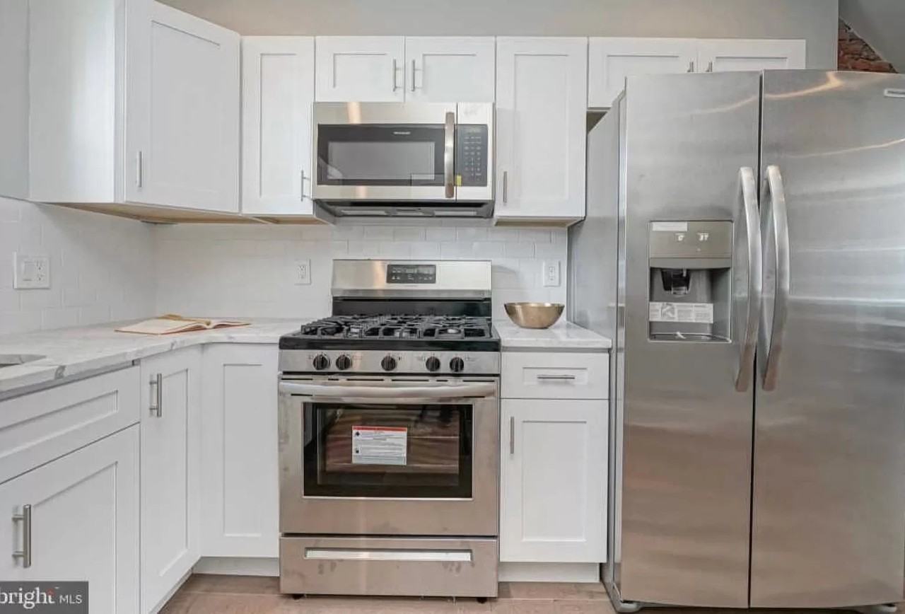 1917 Pierce St - Photo 7 of 25