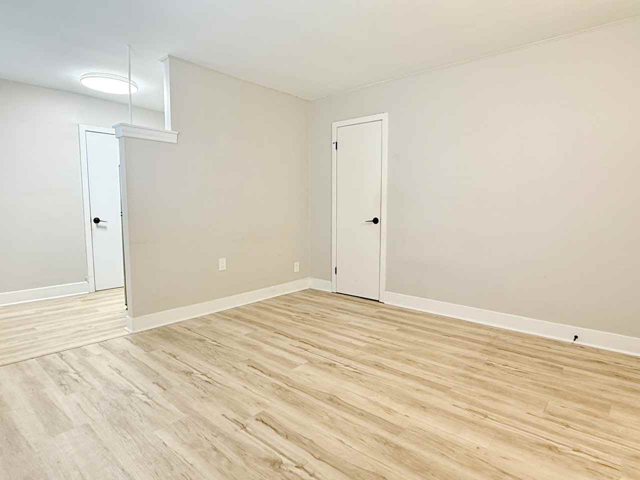 308 Askin Ave #5 - Photo 3 of 13
