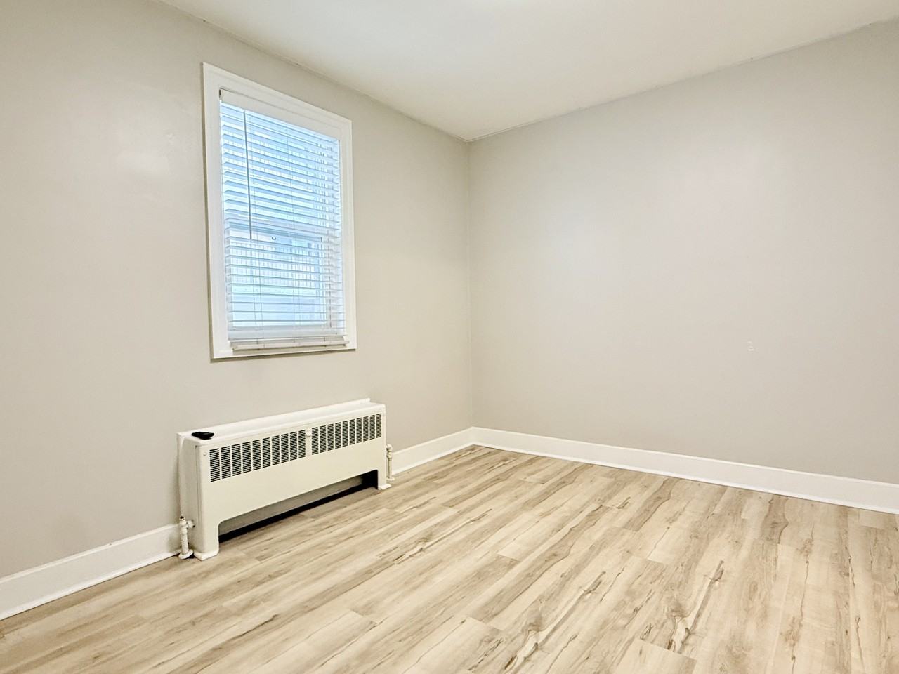 308 Askin Ave #5 - Photo 7 of 13