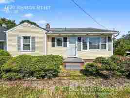 featured image of 1620 Johnson St
