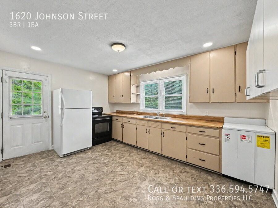 1620 Johnson St - Photo 7 of 21
