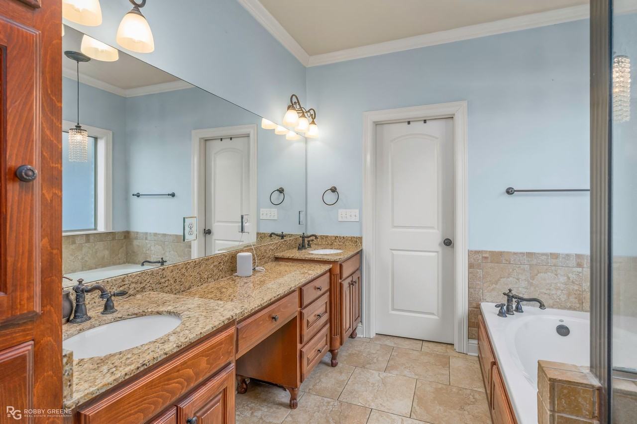 4425 Ellis Ct - Photo 7 of 32