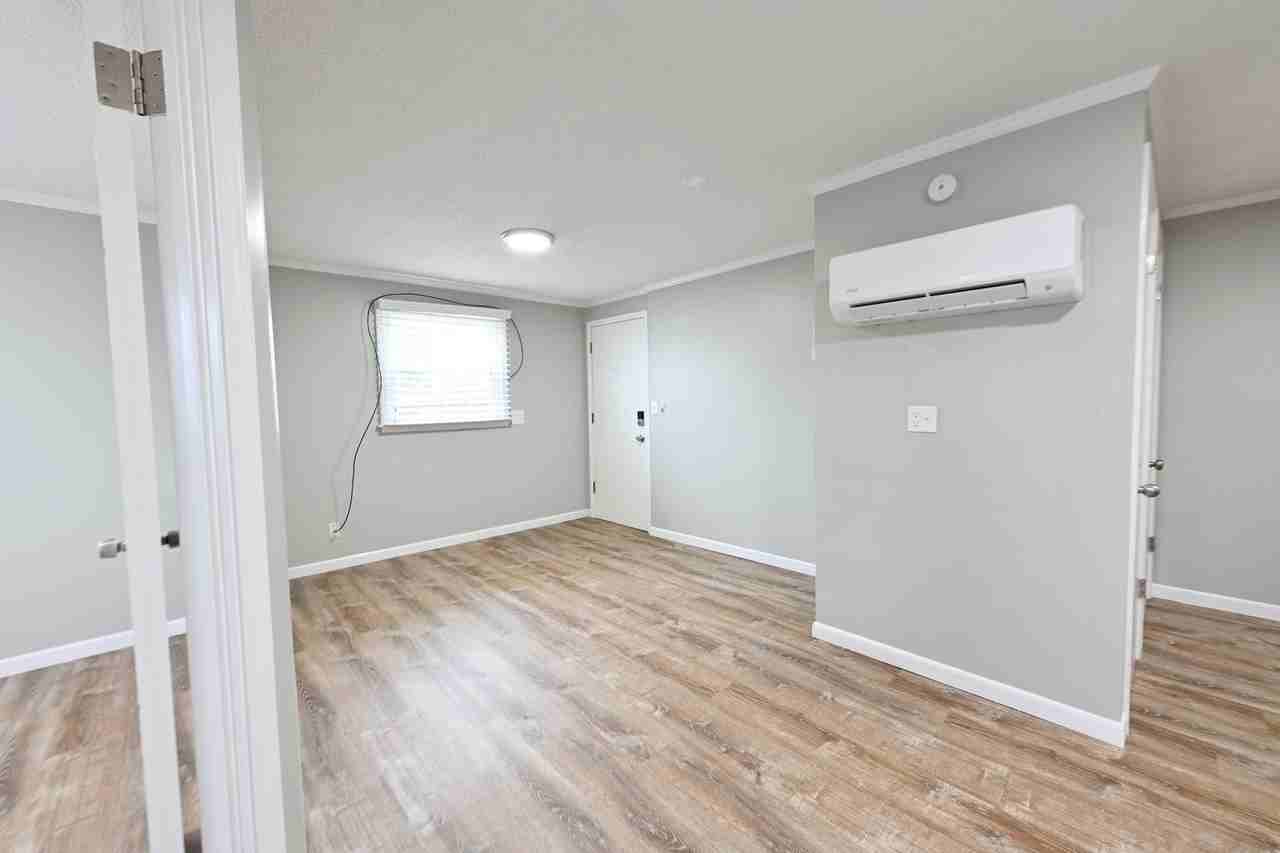 425 W Cook Rd #7 - Photo 2 of 15