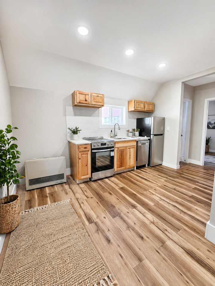 324 E Bijou St #4