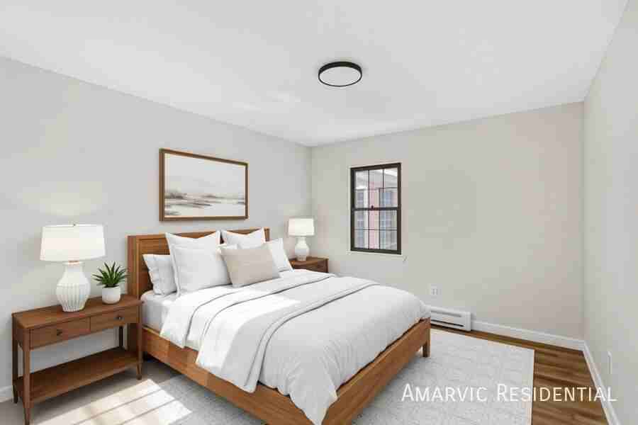 2048 Godwin Ln - Photo 7 of 9