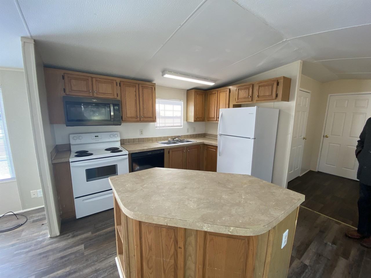 1709 Brown Place Dr - Photo 6 of 15