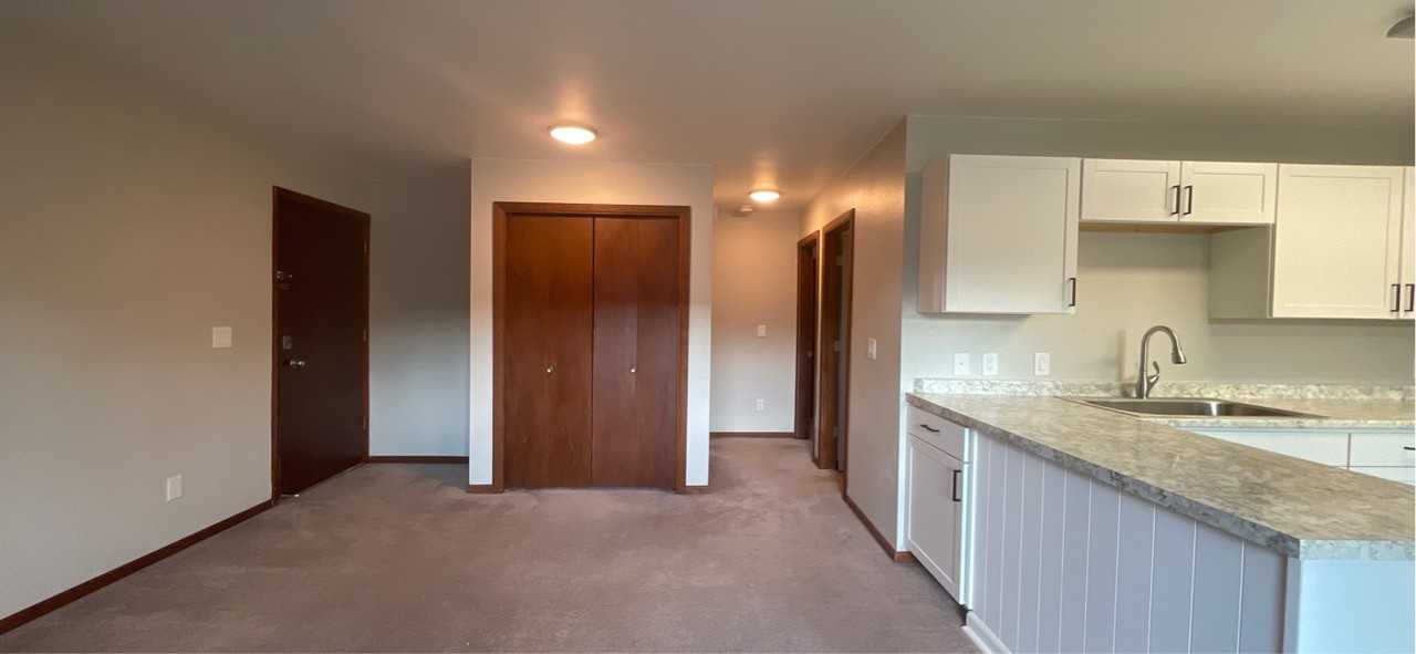706 Ouida Way #4 - Photo 5 of 17