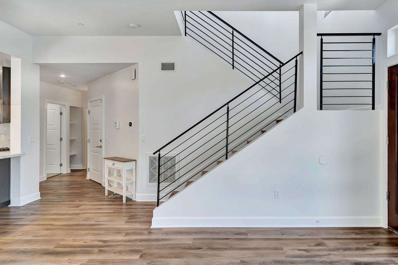3533 Tuller Ave - Photo 7 of 47