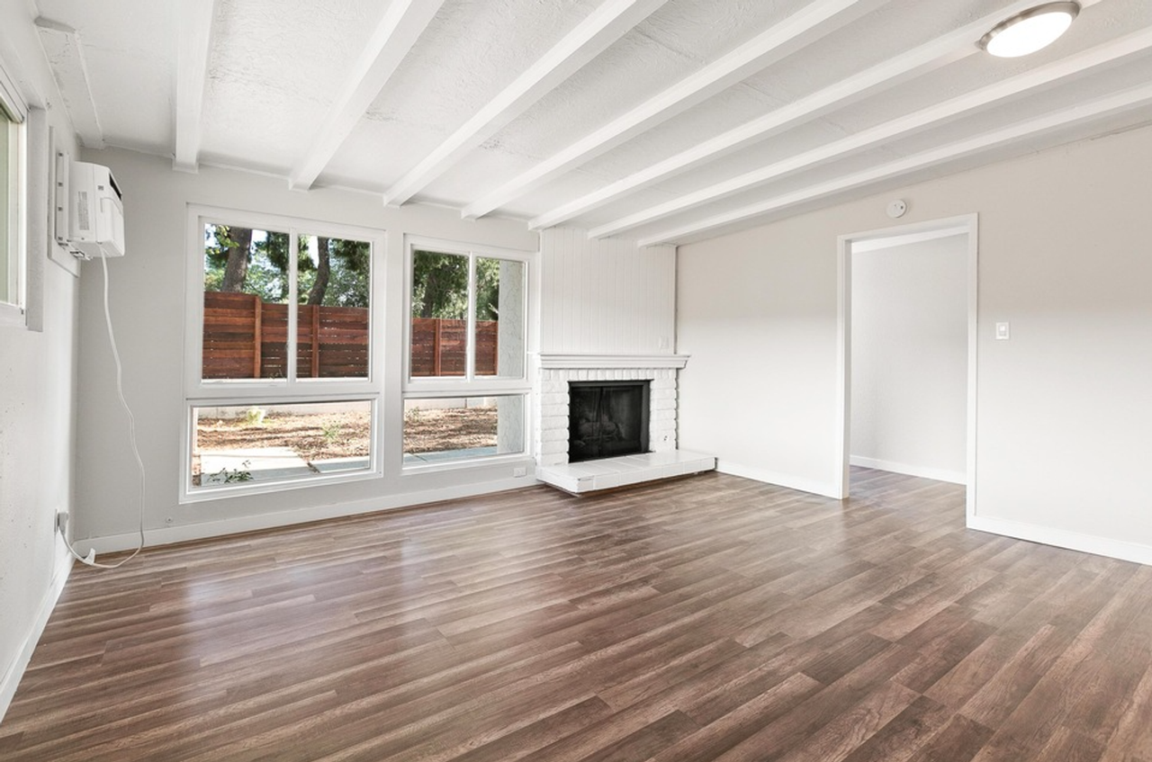 17138 Sunderland Dr - Photo 5 of 16