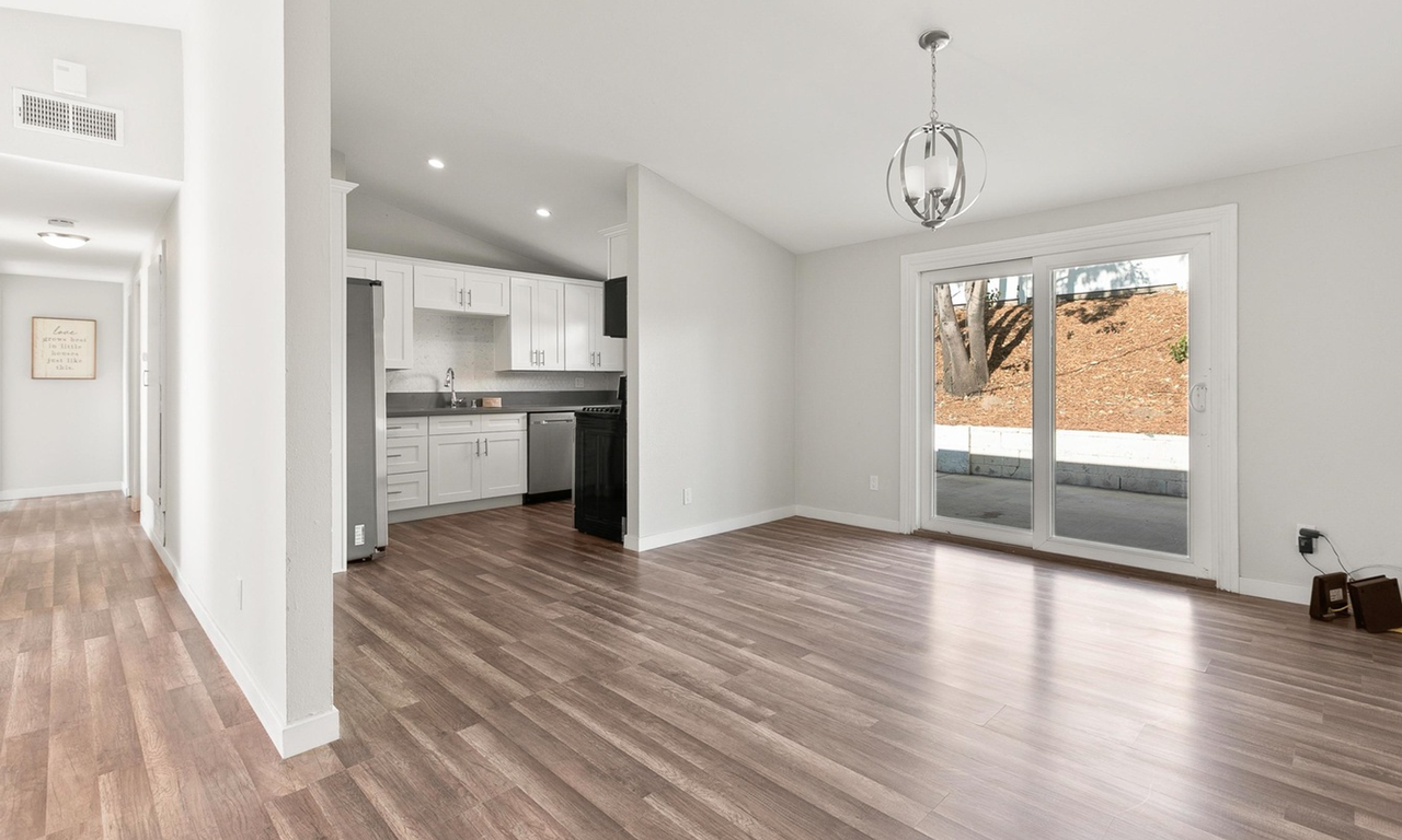 17138 Sunderland Dr - Photo 6 of 16