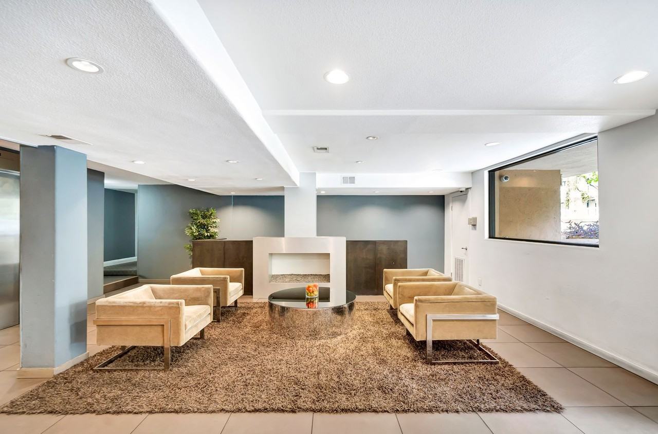 141 S Clark Dr #418 - Photo 5 of 25