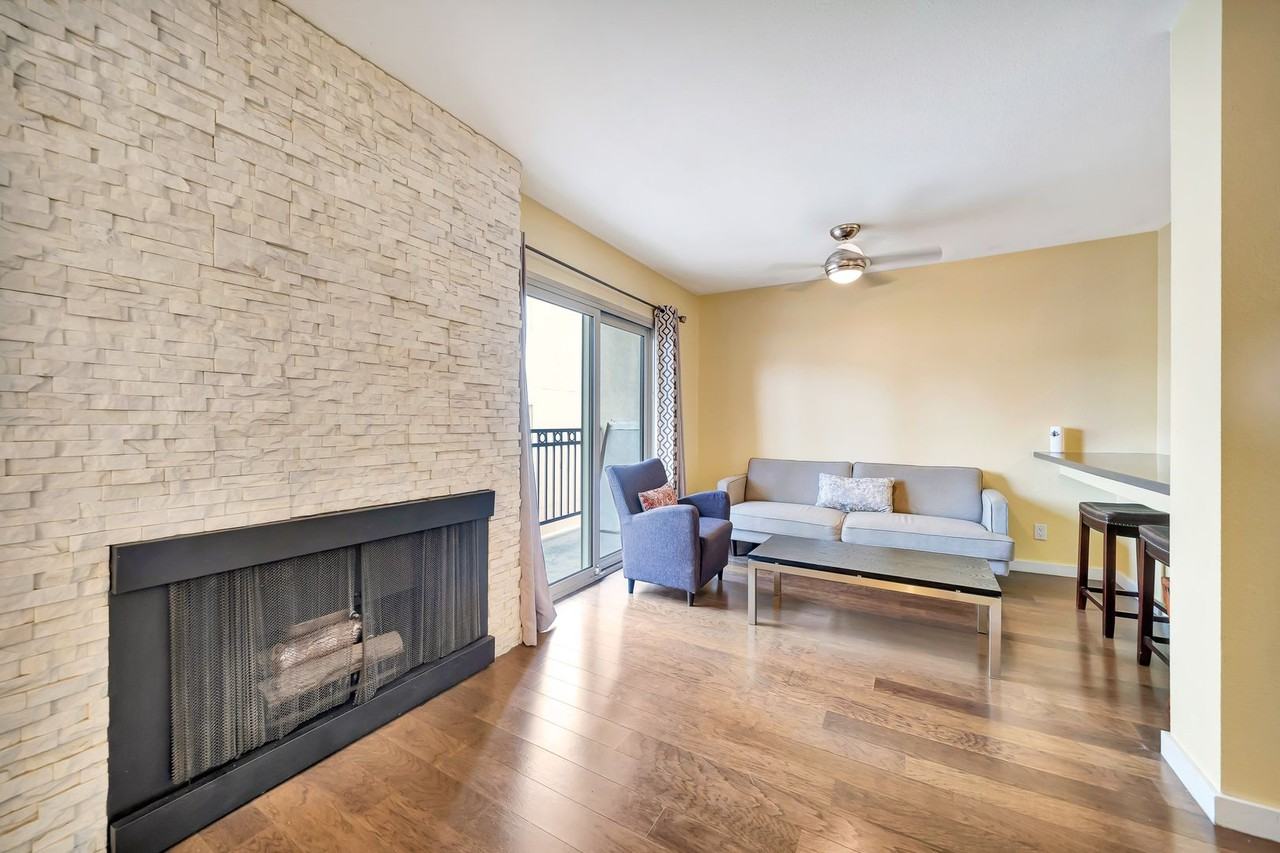 141 S Clark Dr #418 - Photo 7 of 25