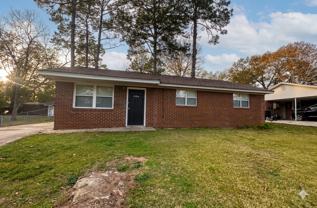 1154 Lakewood Dr - Photo 1 of 1