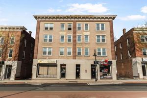 featured image of 425 N Main St #8
