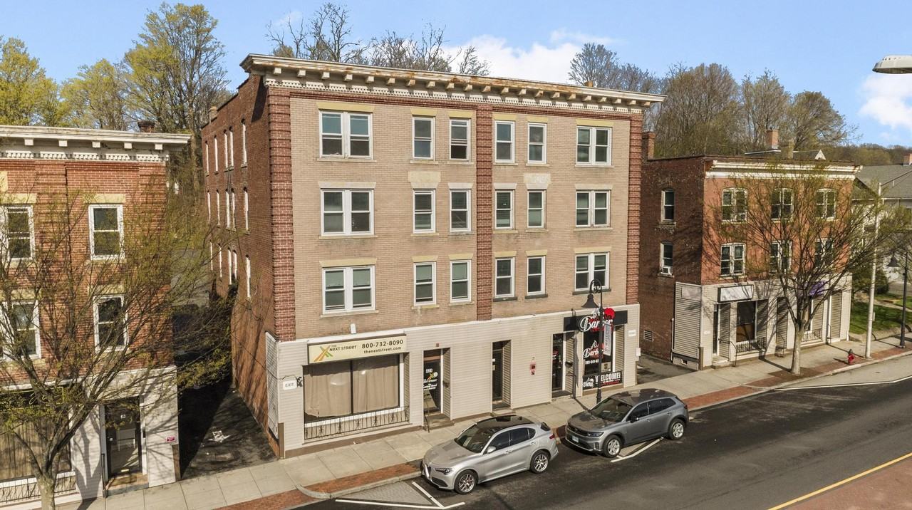 425 N Main St #8 - Photo 3 of 17