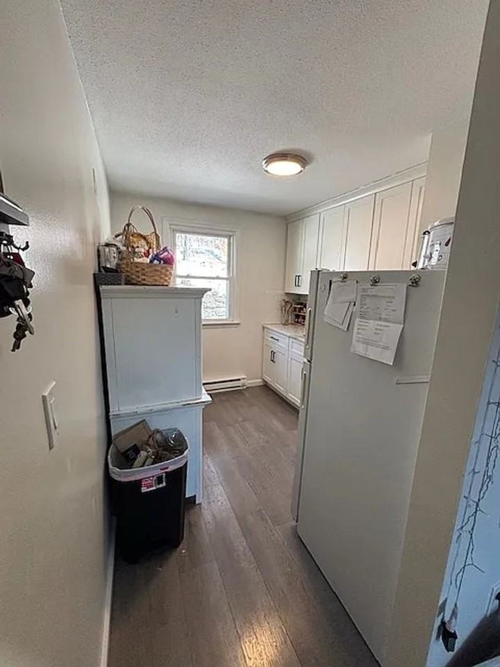 156 Main St #B1 - Photo 5 of 9