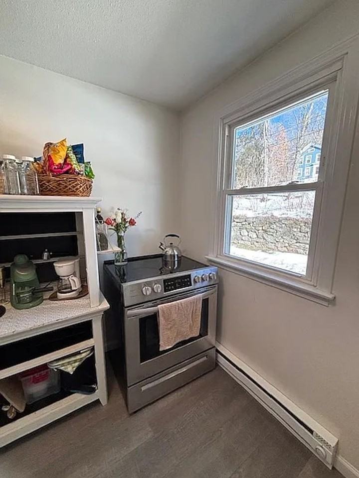 156 Main St #B1 - Photo 6 of 9