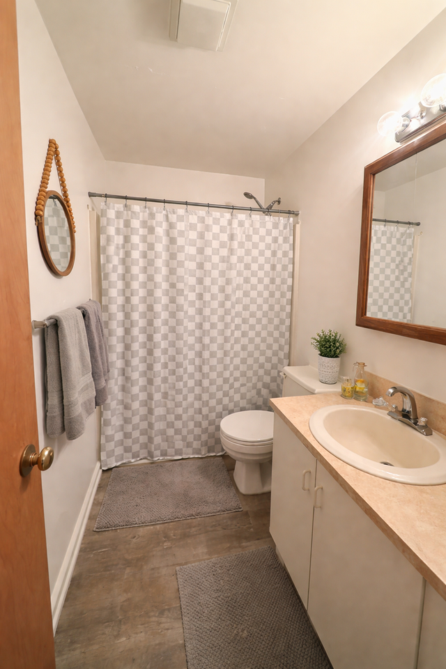 31 Railroad St #5 - Photo 4 of 4
