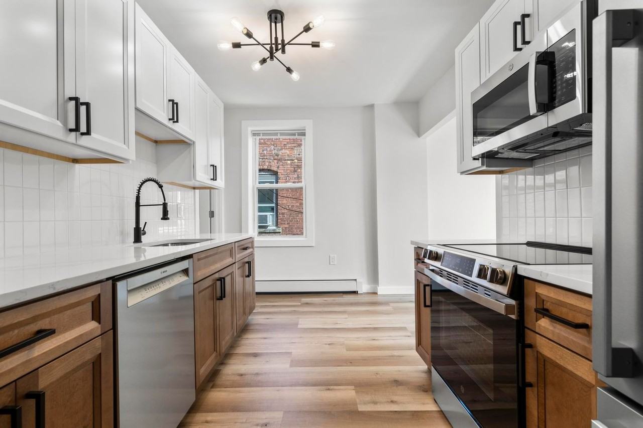 411-431 N Main St. Rd #12 - Photo 5 of 20