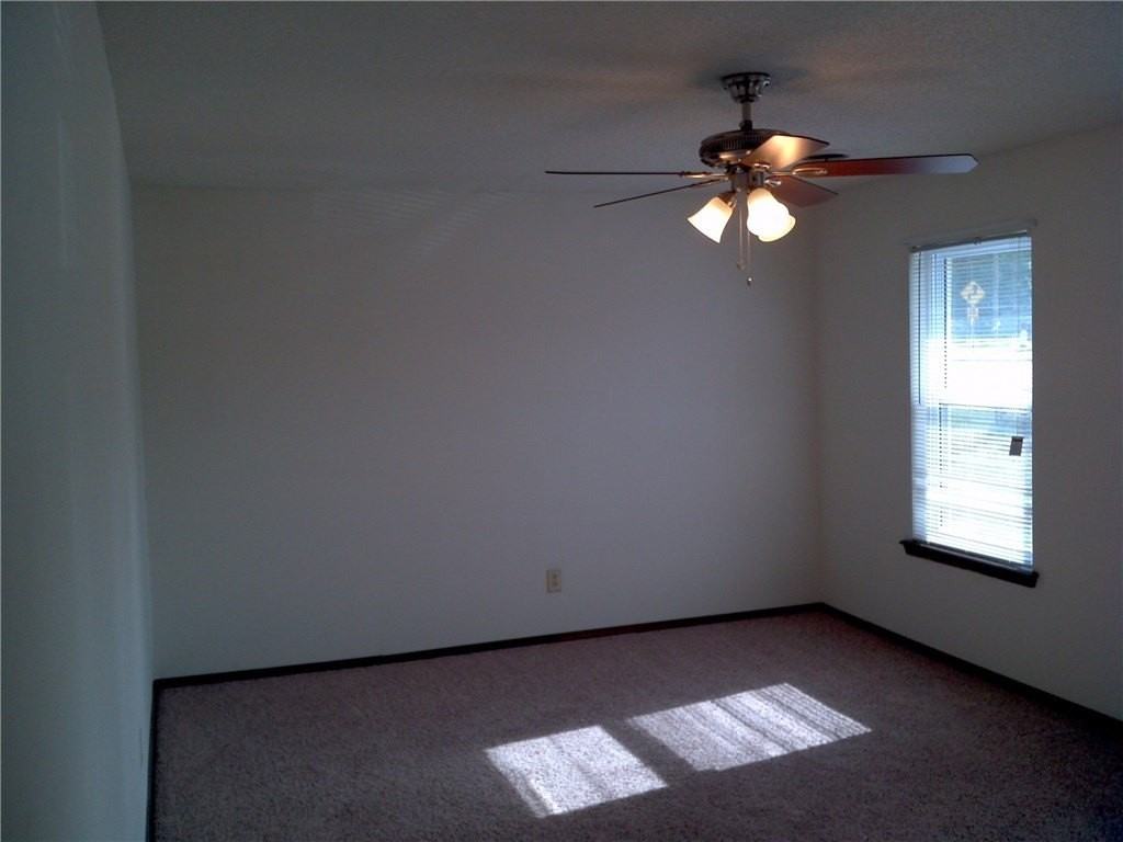 3143 N Old Missouri Rd - Photo 5 of 9