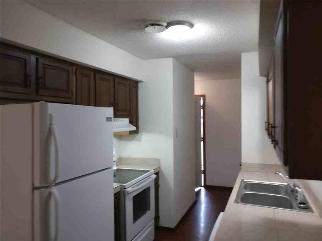 3143 N Old Missouri Rd - Photo 6 of 9