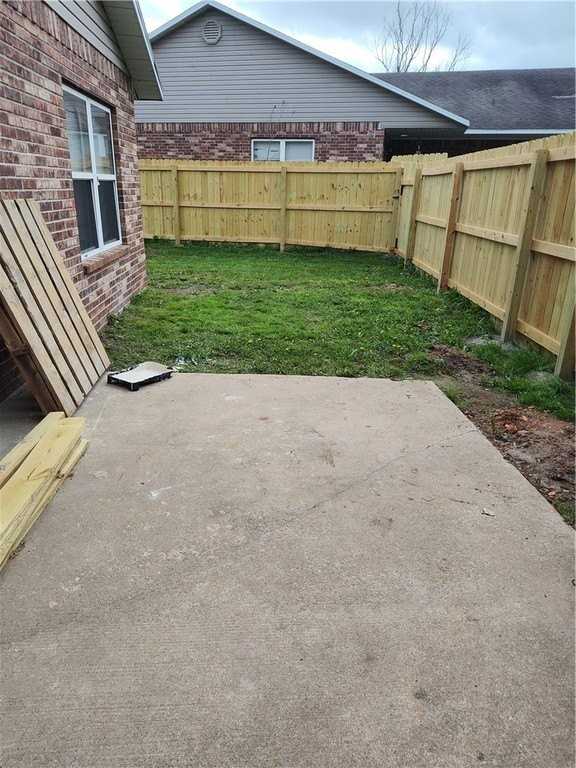 2282 Danielle Dr - Photo 3 of 12