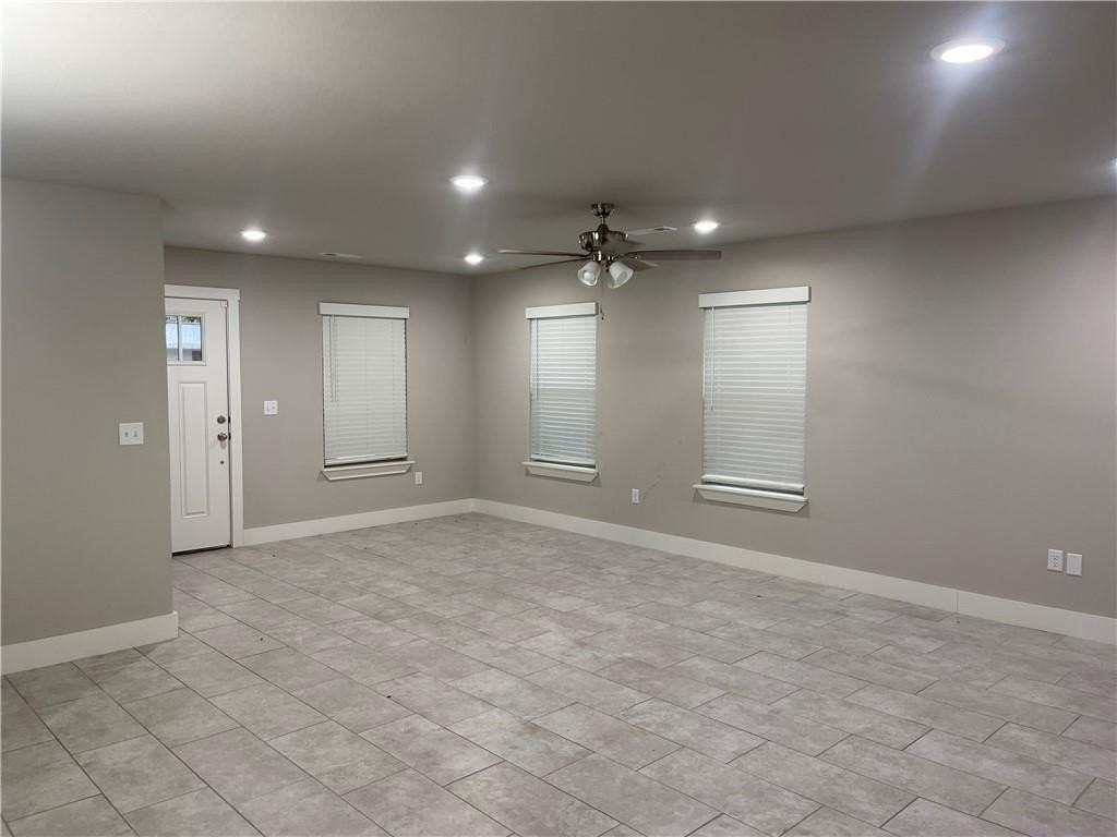 505 N Collins Ave #A - Photo 4 of 7