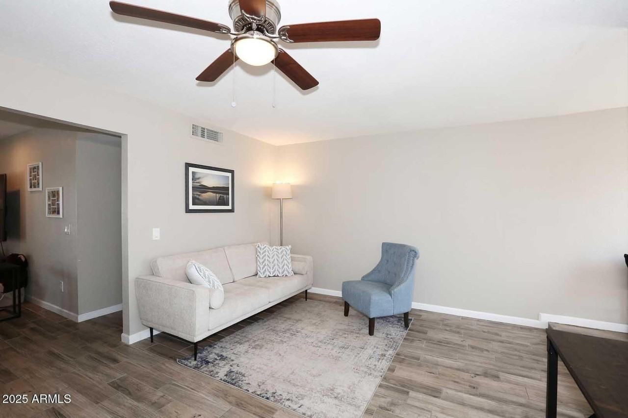 2634 S Cottonwood Dr - Photo 5 of 26