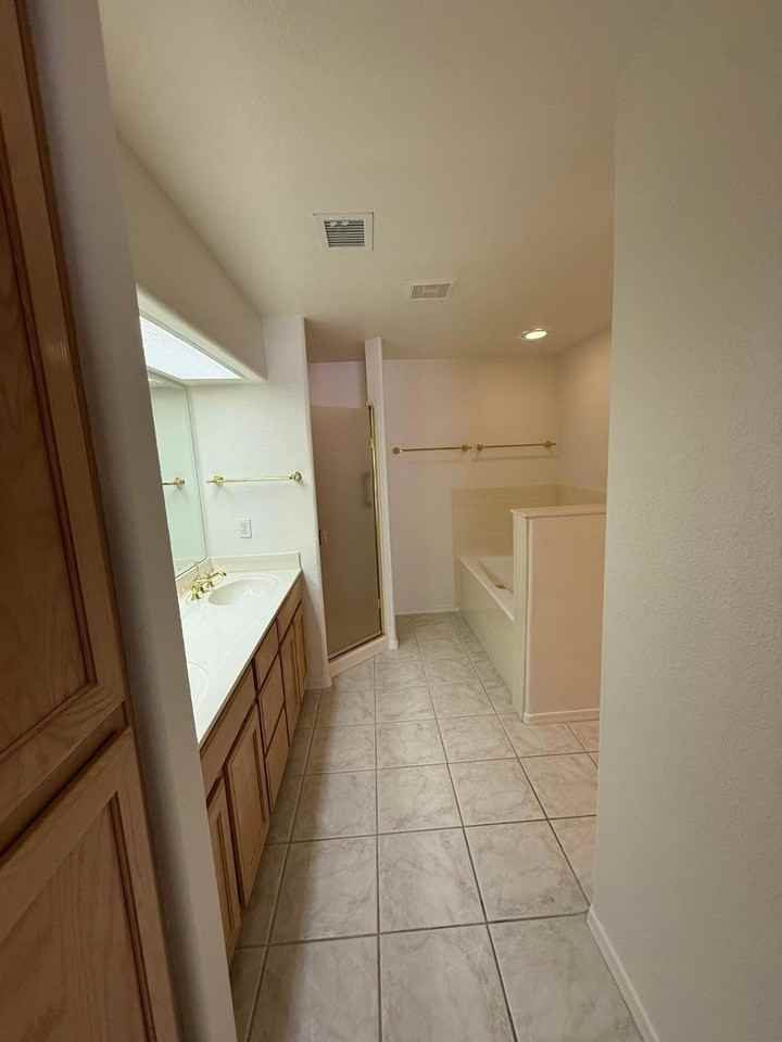 45 E 9th Pl #71 - Photo 6 of 15