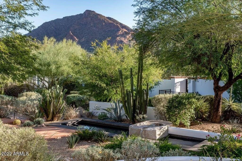 6723 N Desert Fairways Dr - Photo 3 of 48