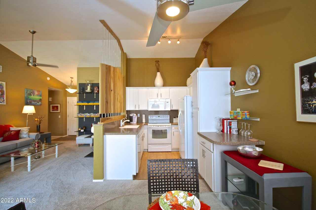 1800 E Winged Foot Dr - Photo 6 of 30
