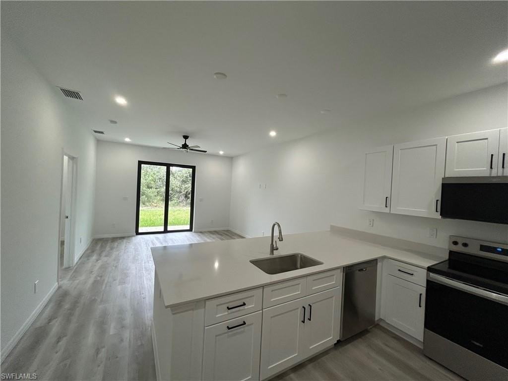 457 Bell Blvd S #2 - Photo 3 of 20