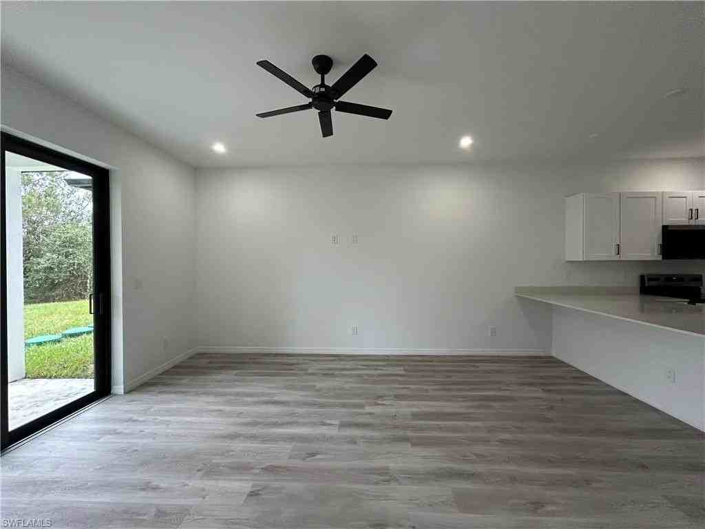 457 Bell Blvd S #2 - Photo 5 of 20
