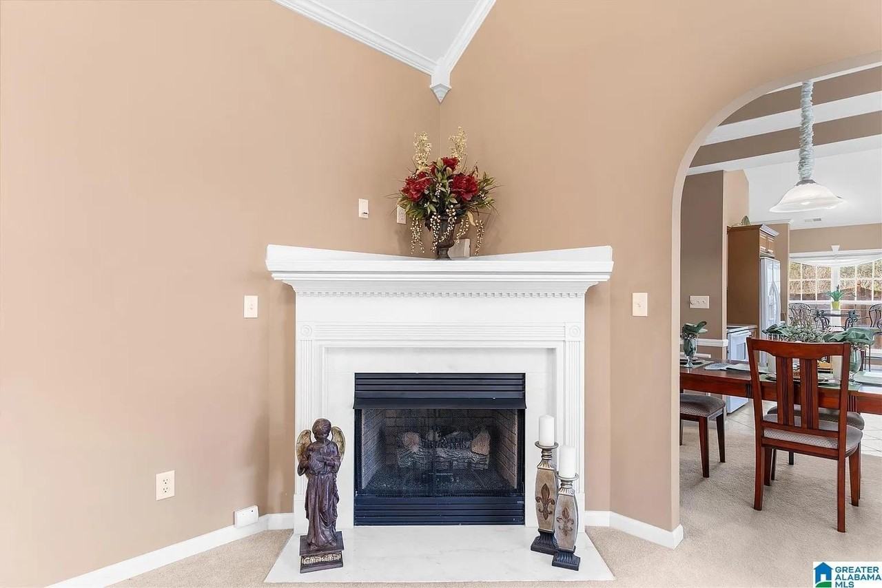 101 Hayesbury Ln - Photo 5 of 15