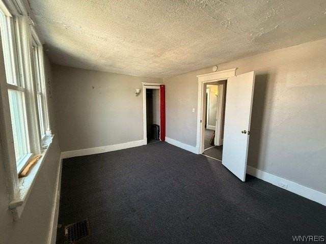 140 Parkridge Ave - Photo 3 of 12