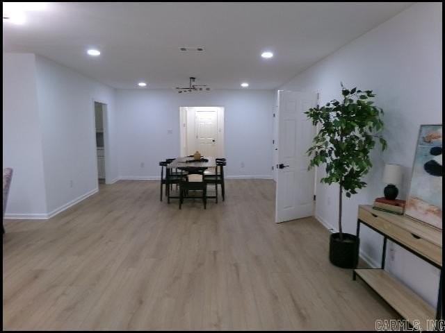 606 E 21st St - Photo 5 of 22