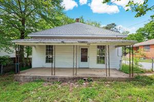 featured image of 624 Denton