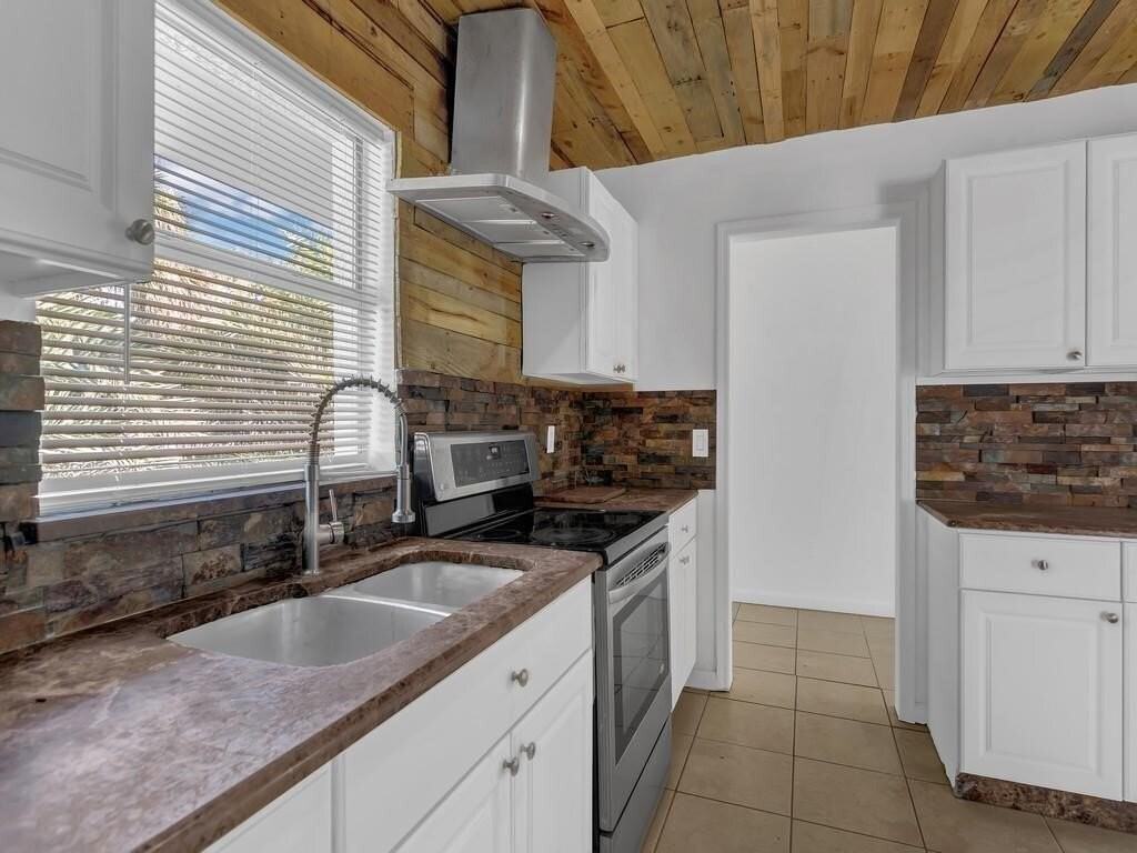 703 5th Pl Sw - Photo 2 of 33